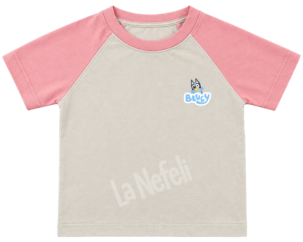 Bluey family home kids' T-shirt, raglan with pink sleeves, a small Bluey logo on the chest