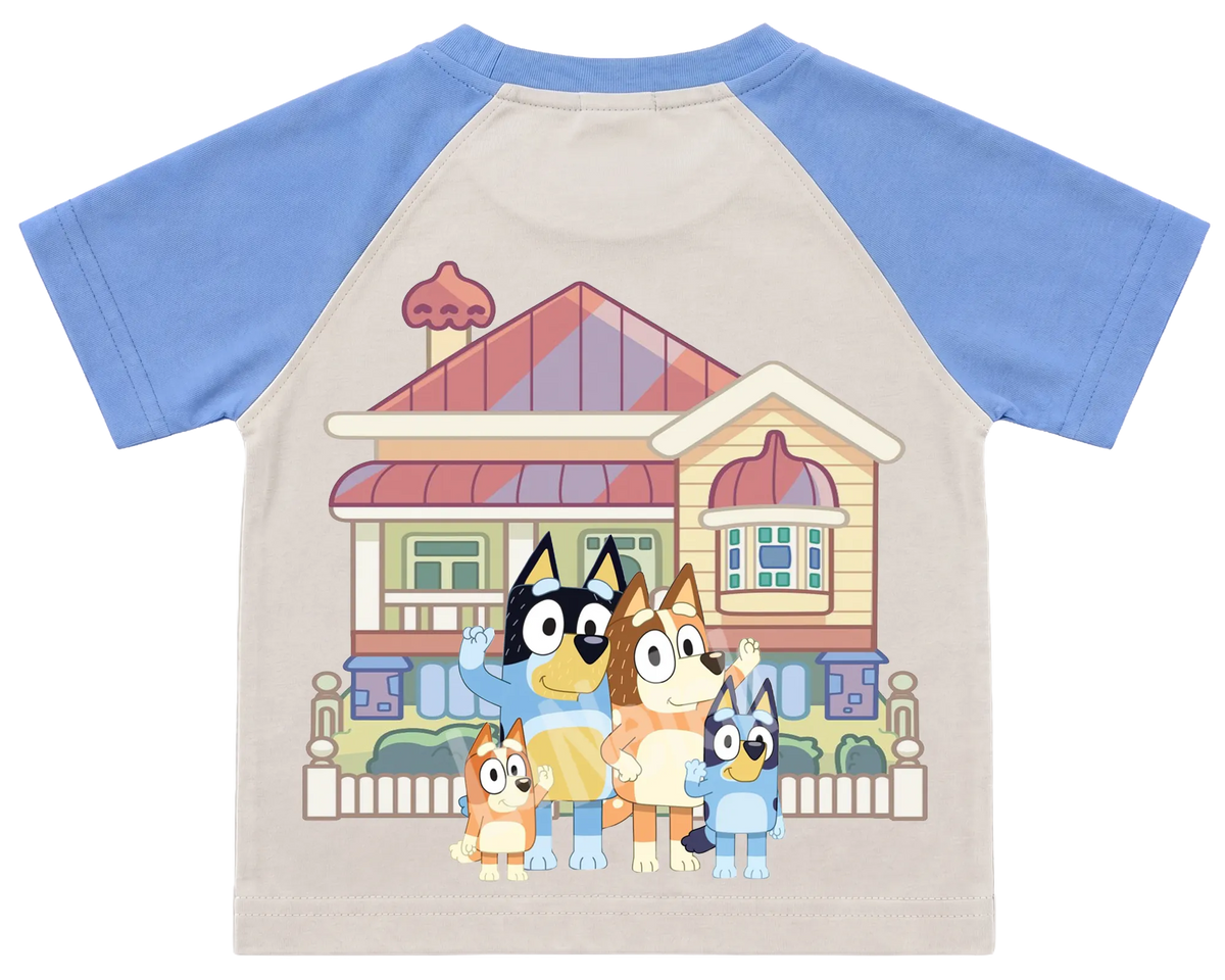 Bluey family home kids' T-shirt, raglan with blue sleeves, big print on the back
