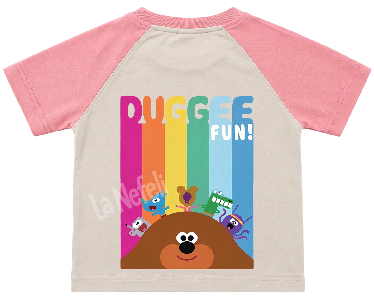Hey Duggee rainbow kids' T-shirt, raglan with pink sleeves, big print on the back